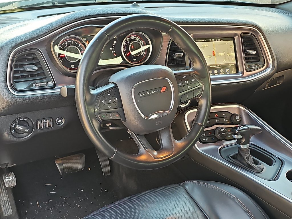 Used 2015 Dodge Challenger R/T w/ Quick Order Package 28B R/T RWD image 24