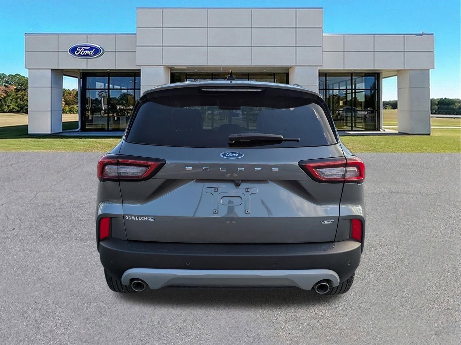 Certified 2025 Ford Escape SE FWD image 5