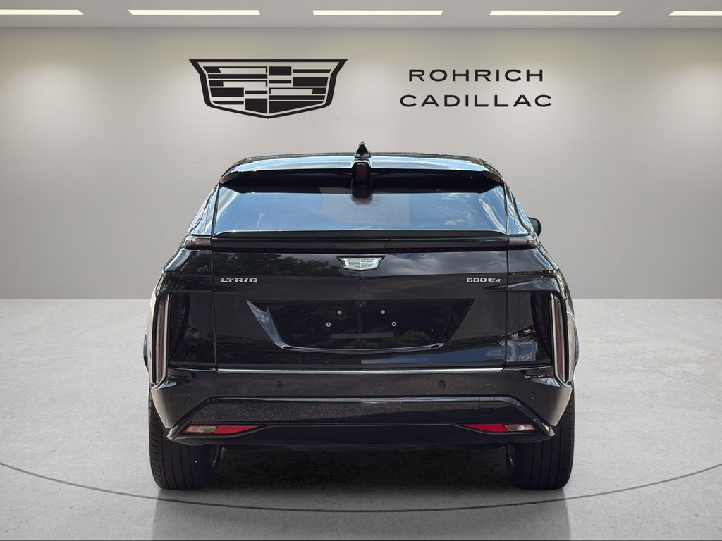 Certified 2024 Cadillac Lyriq Tech AWD/4WD image 8