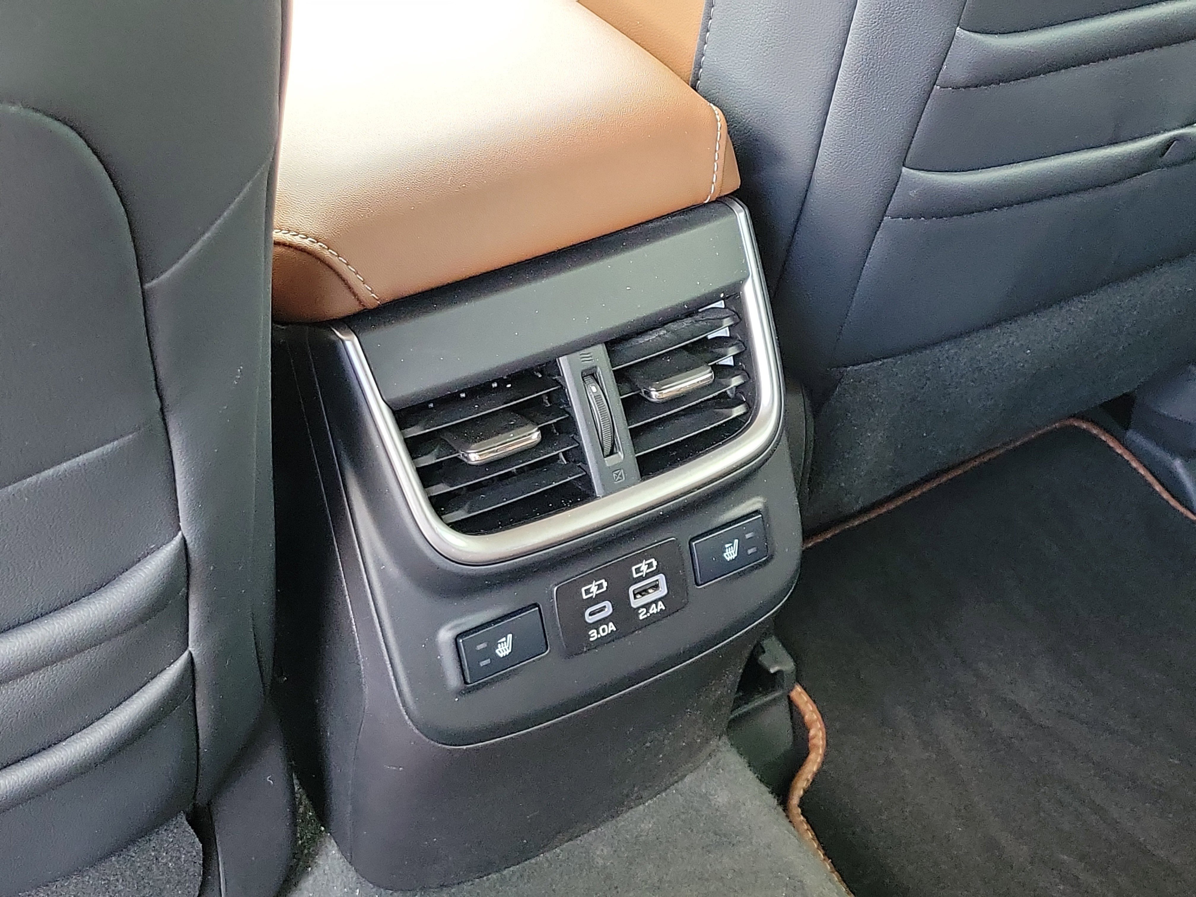 Certified 2023 Subaru Outback Touring AWD/4WD image 15