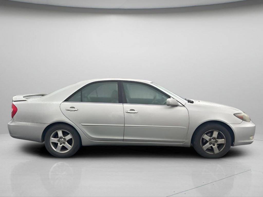 Used 2004 Toyota Camry SE image 3