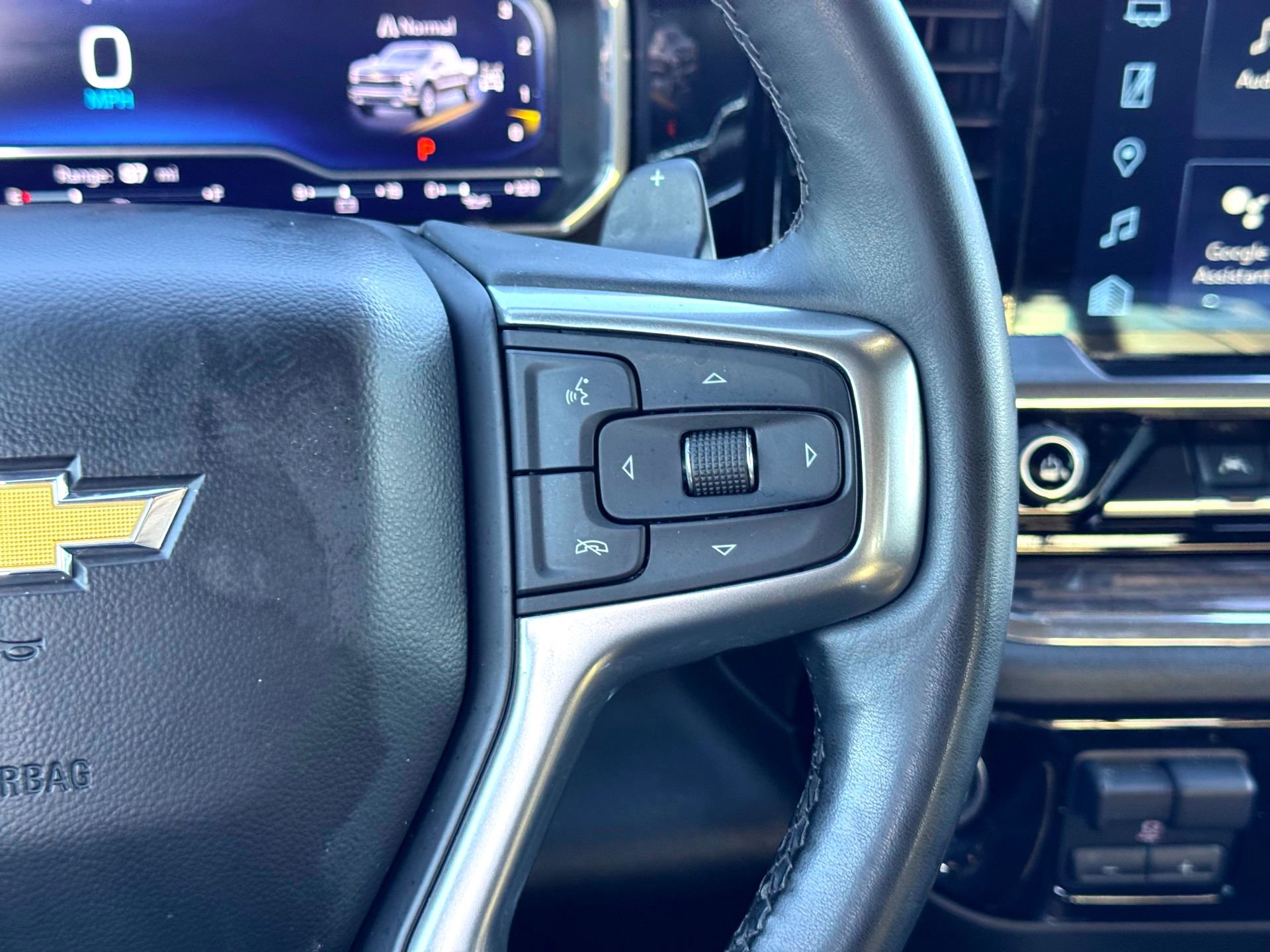 Used 2024 Chevrolet Silverado 1500 LTZ w/ LTZ Convenience Package II image 25