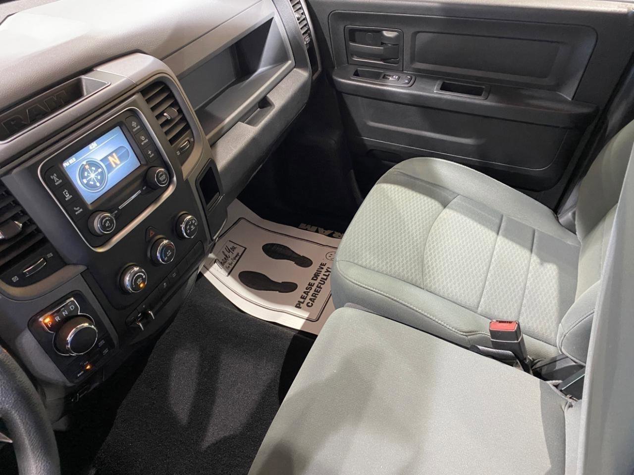 Used 2018 RAM 1500 Express w/ Express Value Package AWD/4WD image 16