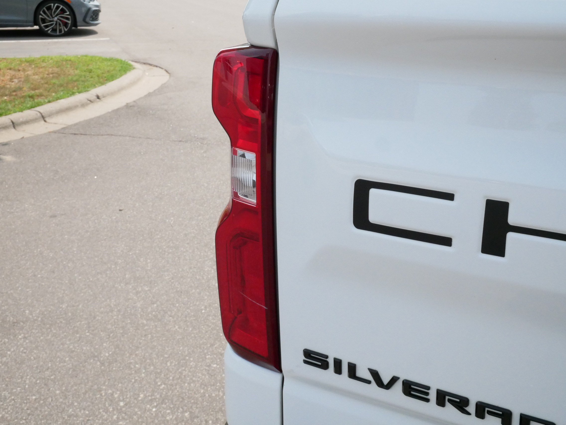 Used 2022 Chevrolet Silverado 1500 Custom w/ Rally Edition AWD/4WD image 17