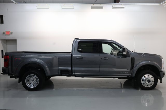 Used 2025 Ford F450 Platinum w/ FX4 Off-Road Package image 72