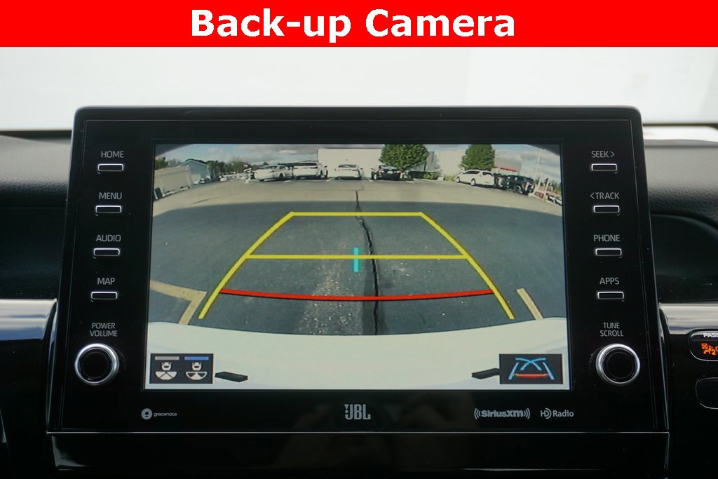 Used 2023 Toyota Camry XLE image 9