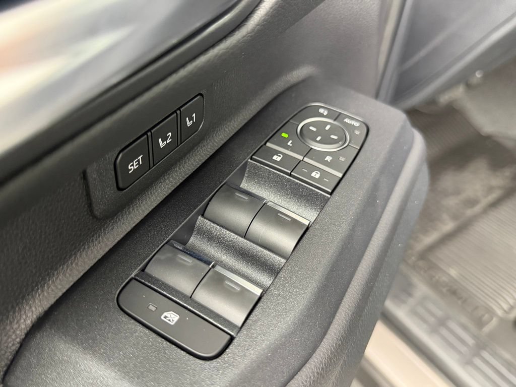 Used 2026 Toyota Land Cruiser w/ Premium Package AWD/4WD image 17