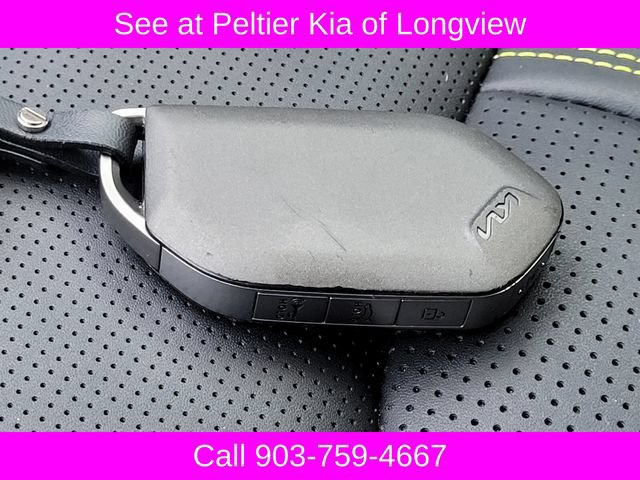 Used 2025 Kia K5 GT FWD image 32