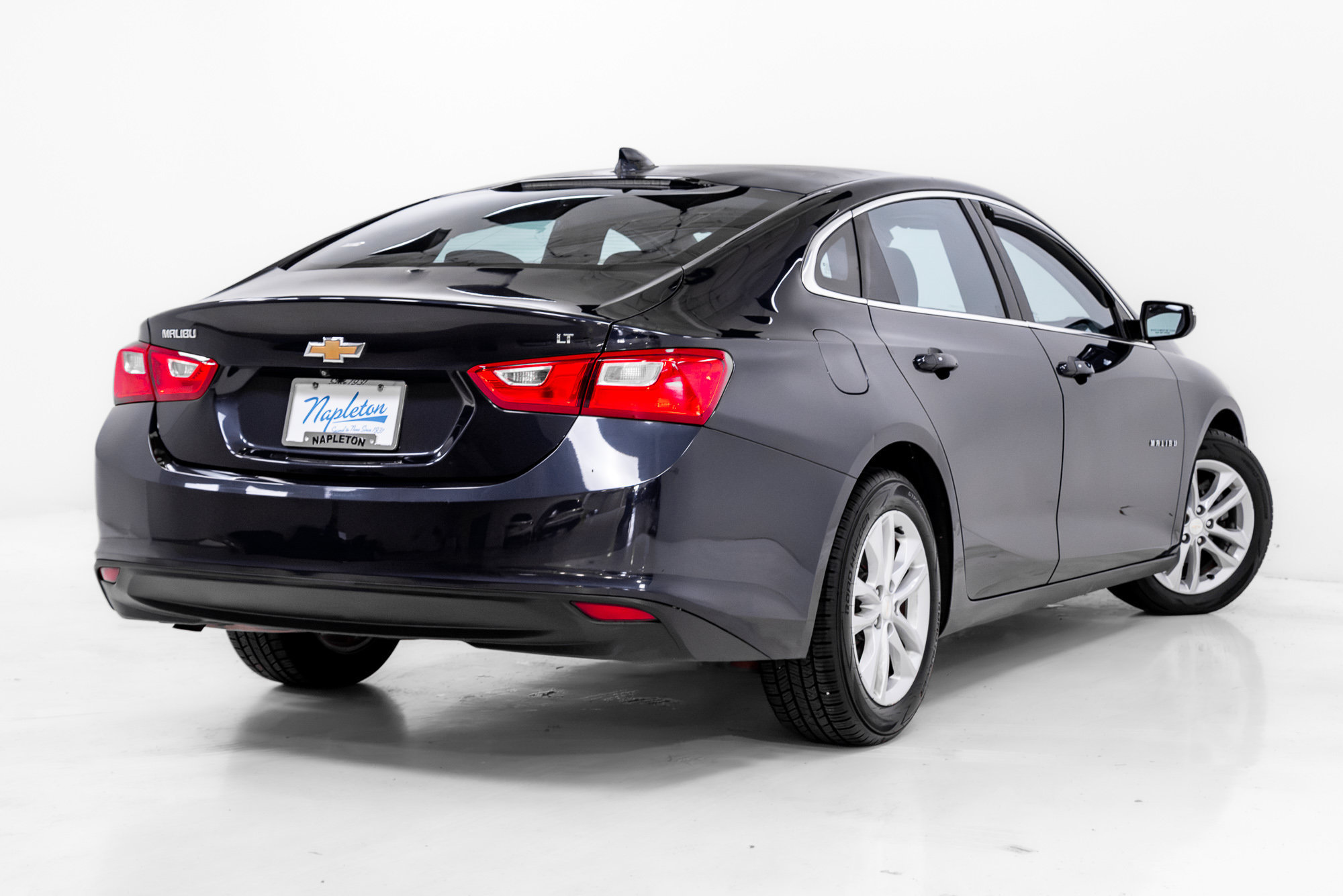 Used 2016 Chevrolet Malibu LT FWD image 29