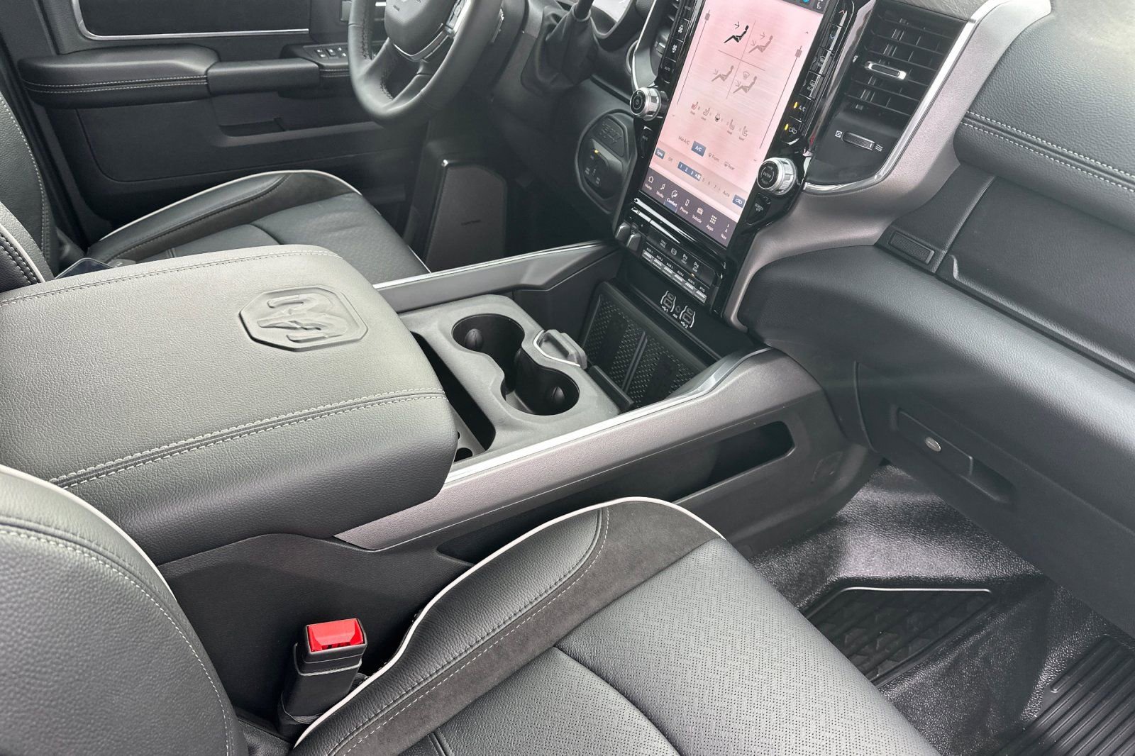 New 2026 RAM 5500 Tradesman w/ Laramie Trim Package image 18