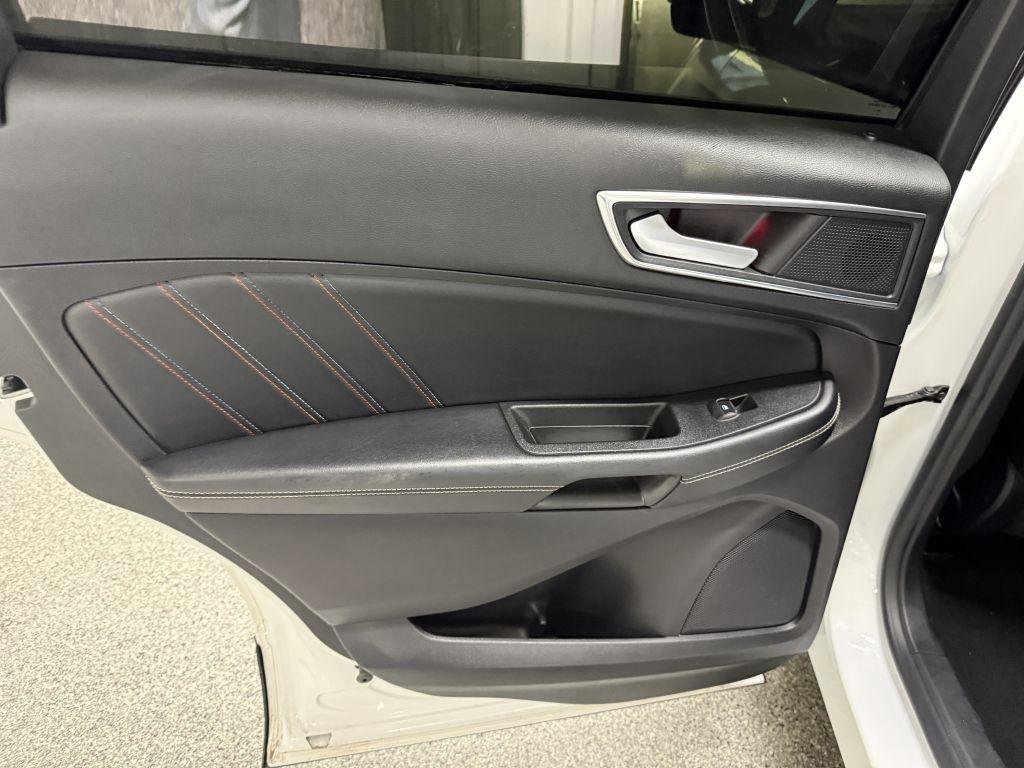Used 2020 Ford Edge ST w/ Equipment Group 401A image 27