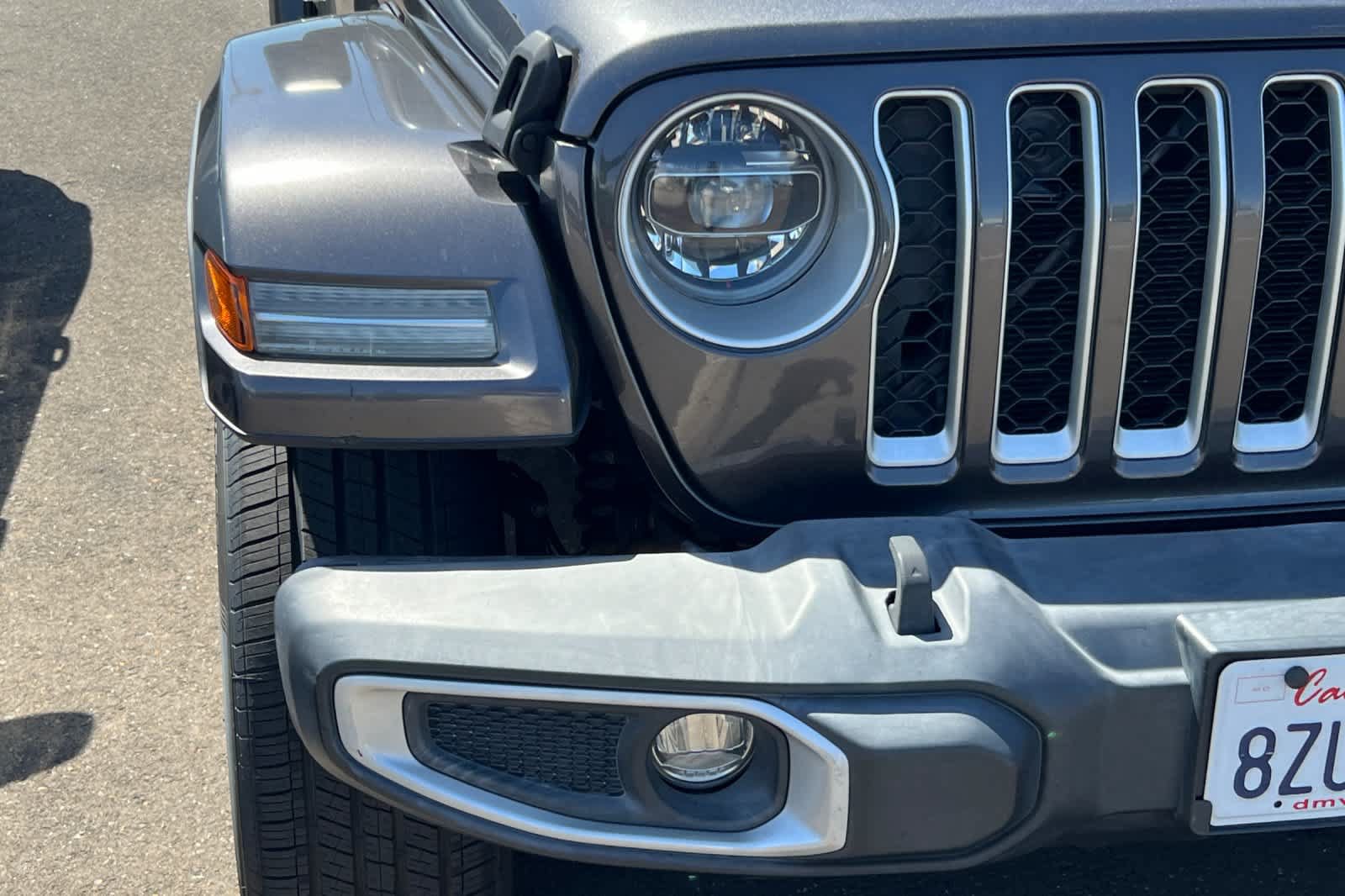 Used 2021 Jeep Wrangler Unlimited Sahara w/ Cold Weather Group AWD/4WD image 13