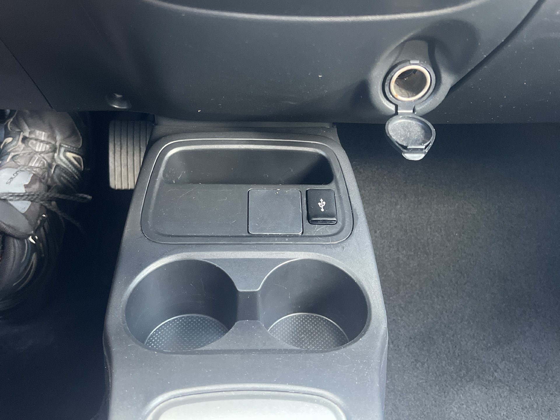 Used 2024 Mitsubishi Mirage ES FWD image 6
