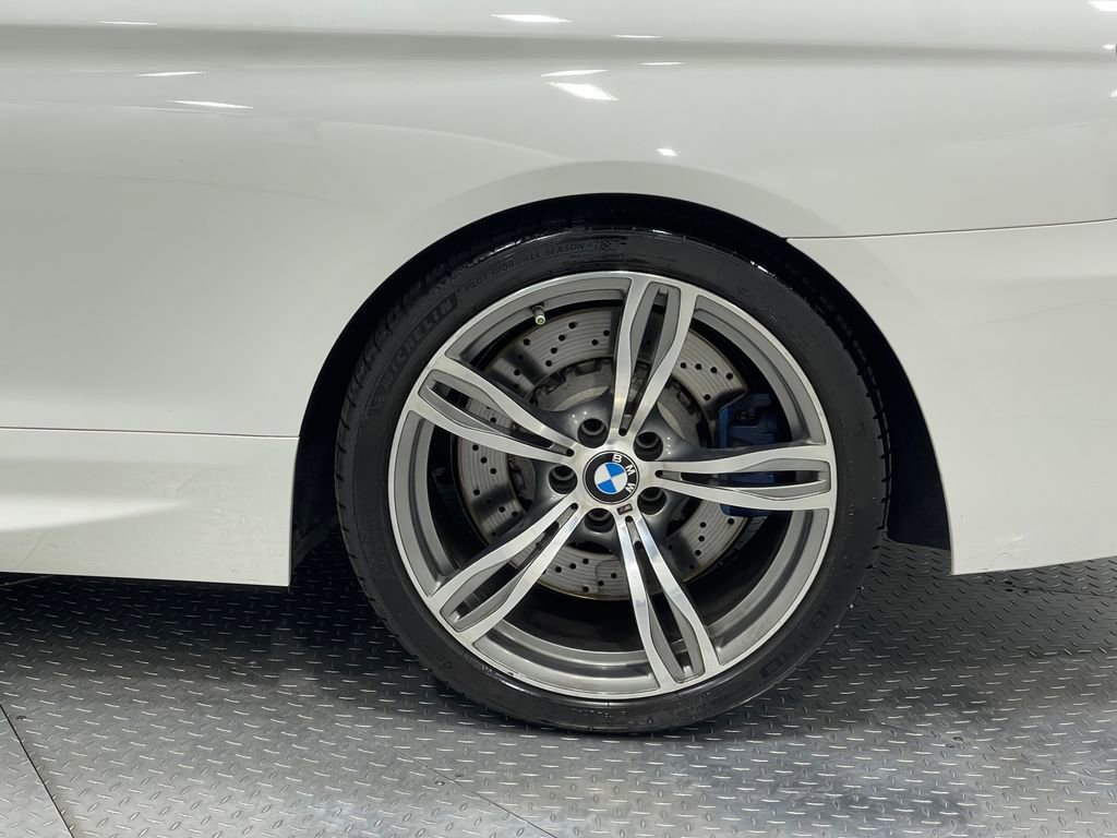 Used 2017 BMW M6 Convertible image 35