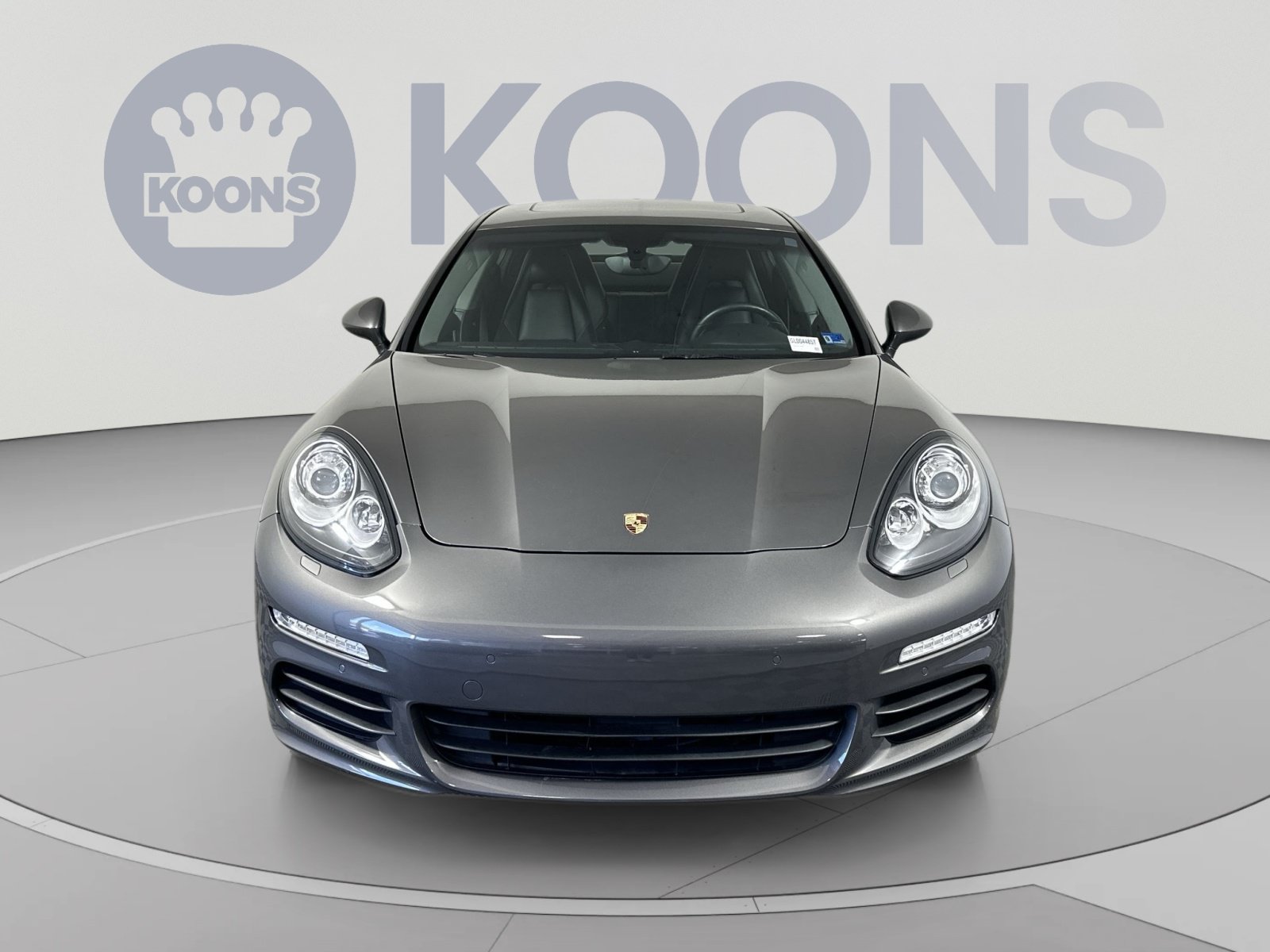 Used 2016 Porsche Panamera RWD image 11
