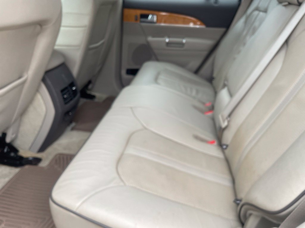 Used 2015 Lincoln MKX FWD w/ Equipment Group 102A image 19