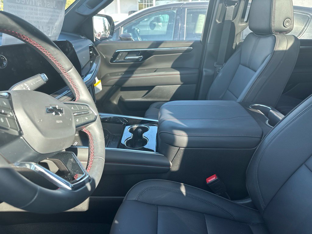 Used 2026 Chevrolet Tahoe RST w/ Comfort Package AWD/4WD image 9