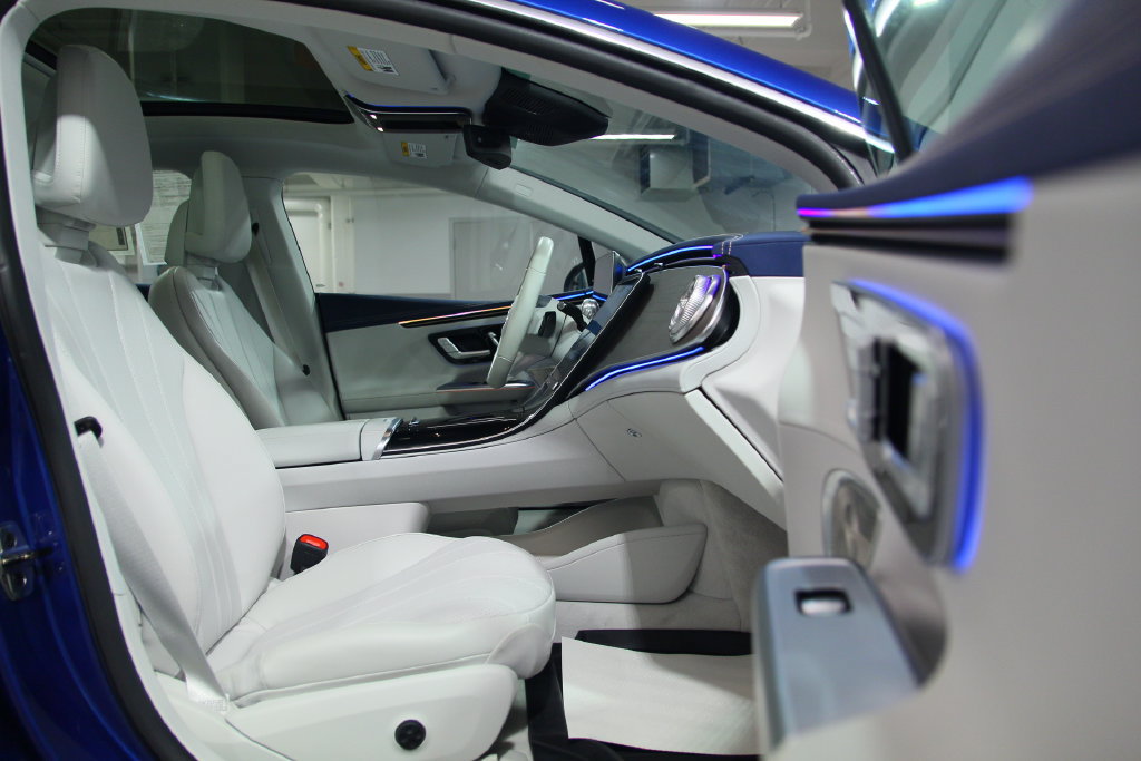 Certified 2023 Mercedes-Benz EQE 350+ 4MATIC Sedan image 22
