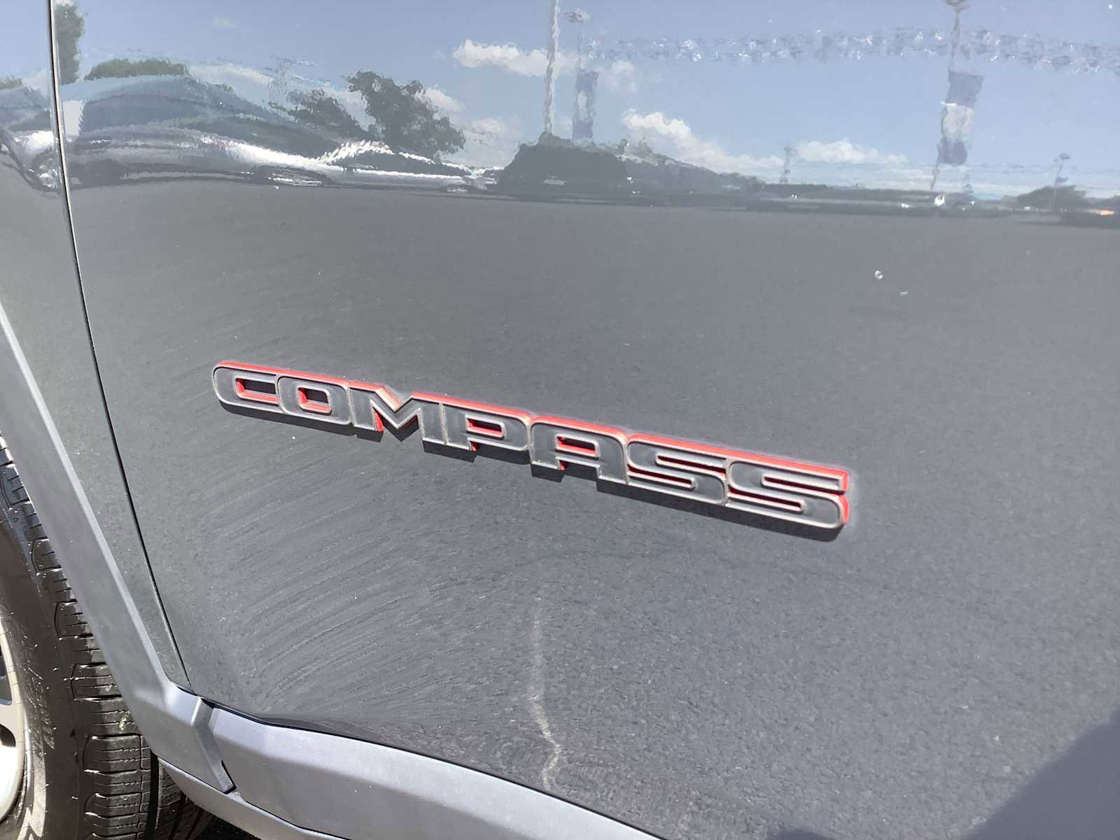 Used 2018 Jeep Compass Trailhawk w/ Cold Weather Group AWD/4WD image 7