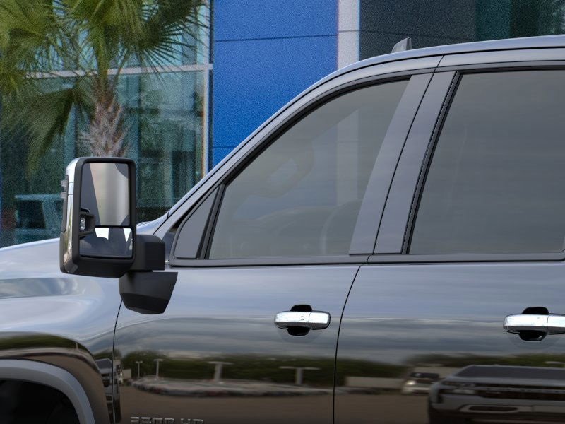 Used 2025 Chevrolet Silverado 2500 LTZ w/ LTZ Premium Package image 12