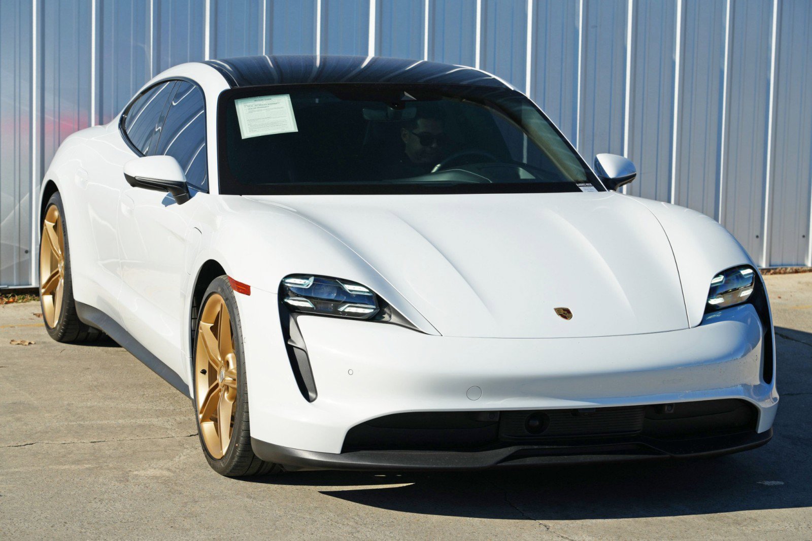 Used 2022 Porsche Taycan 4S AWD/4WD image 58