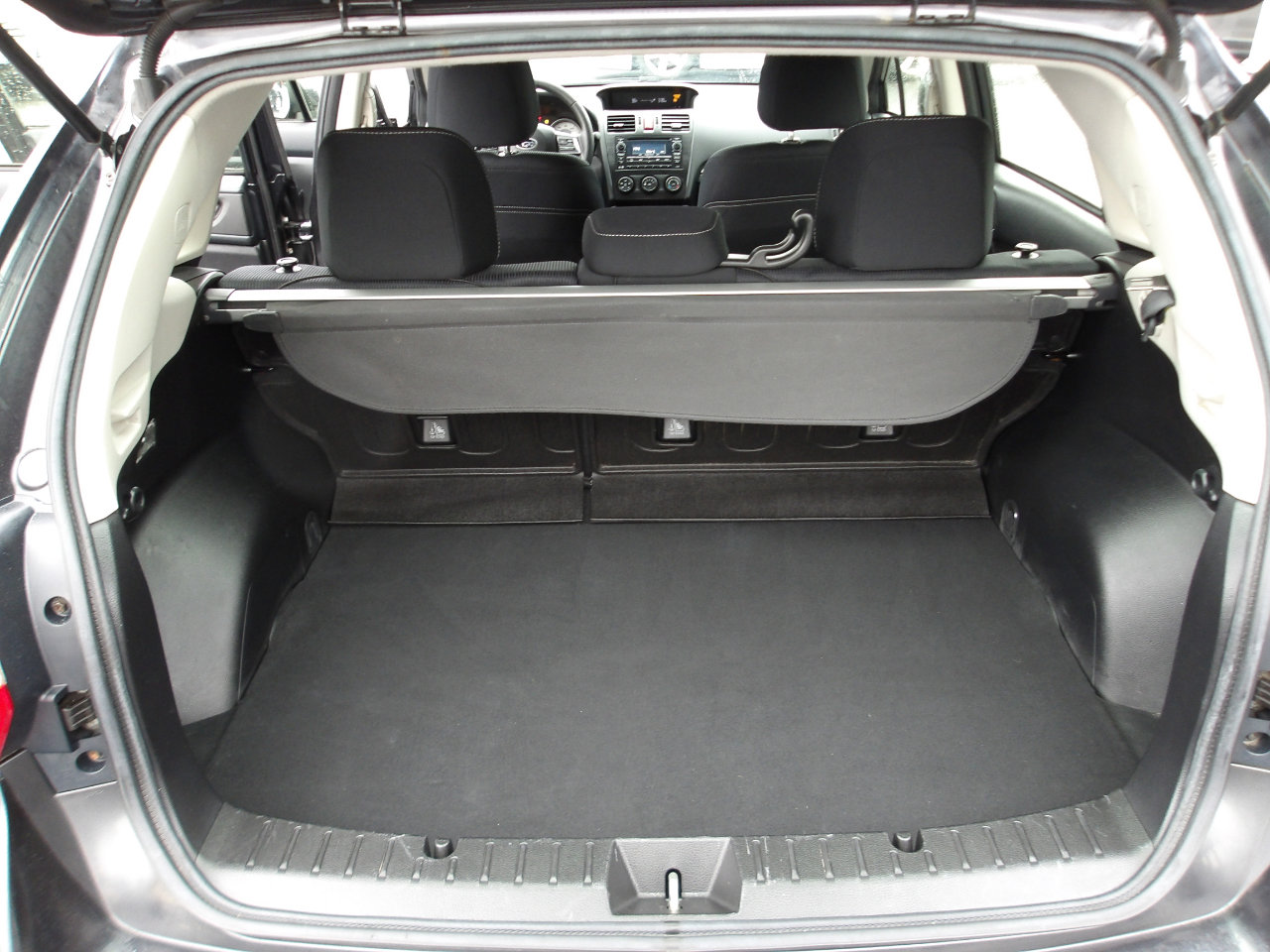 Used 2013 Subaru Impreza 2.0i Sport Premium image 11