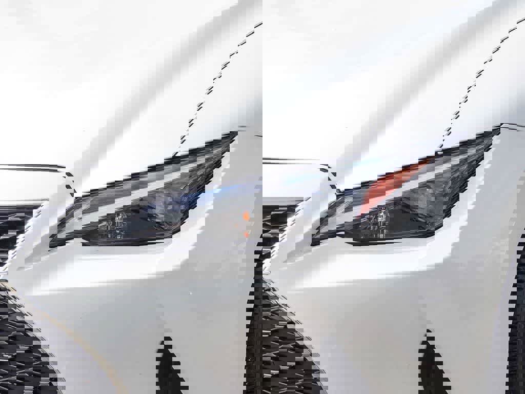 Used 2022 Lexus IS 300 image 8