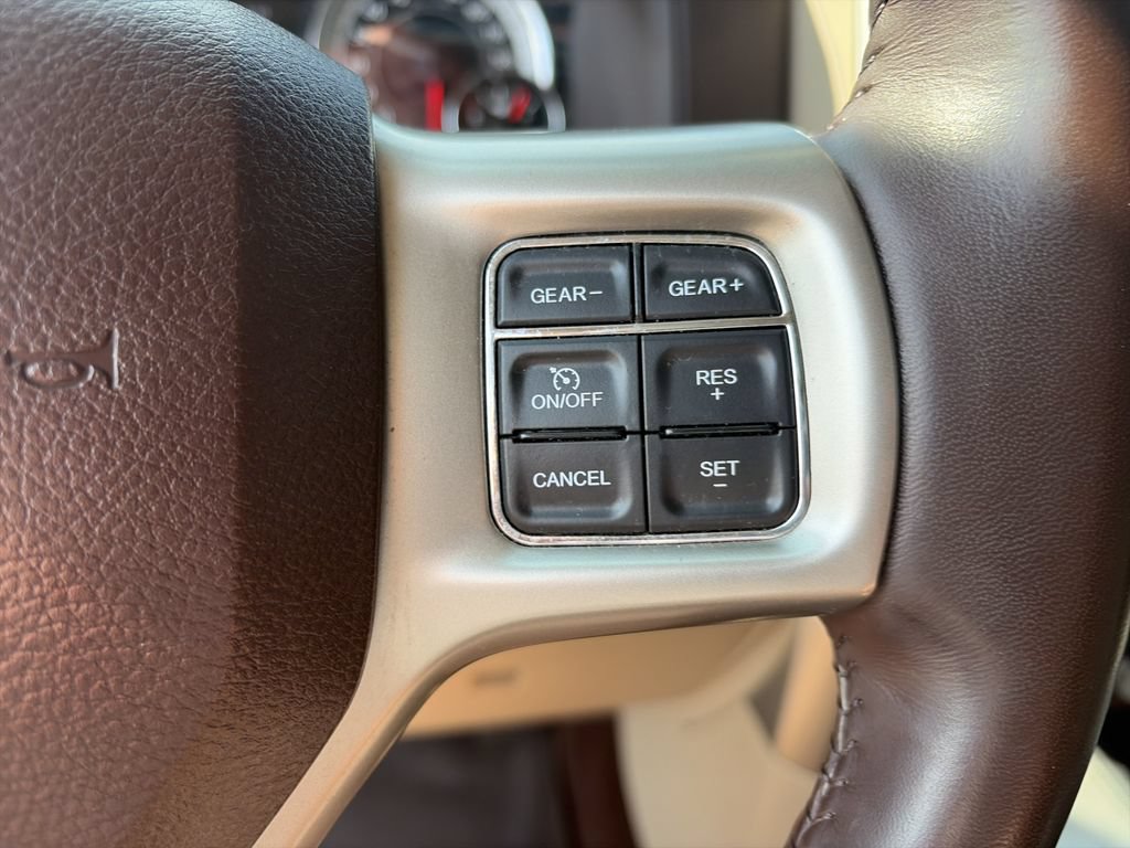 Used 2017 RAM 1500 Laramie w/ Convenience Group AWD/4WD image 21
