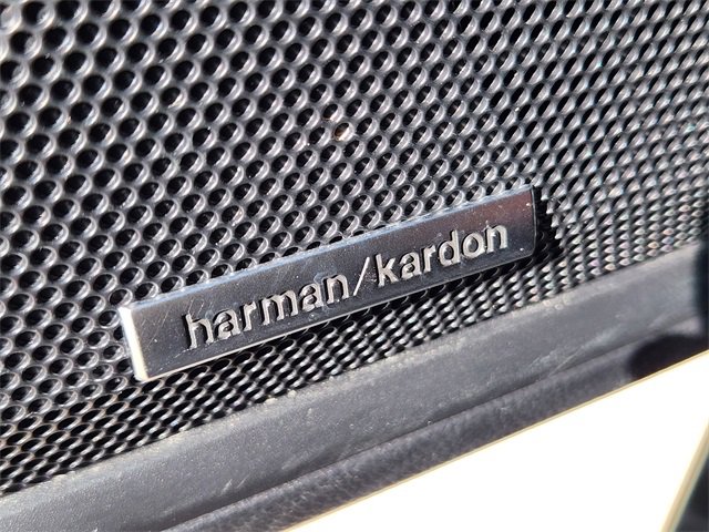 Used 2022 Subaru Outback Touring w/ Popular Package #2 image 24