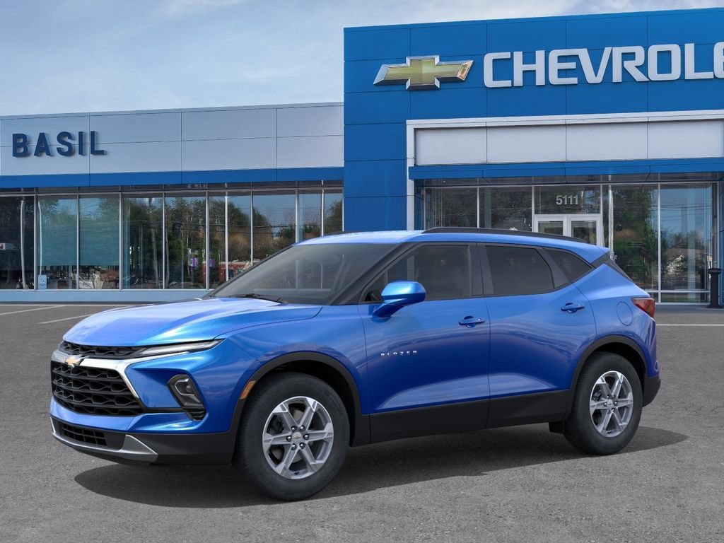 New 2026 Chevrolet Blazer LT w/ Convenience Package AWD/4WD image 2