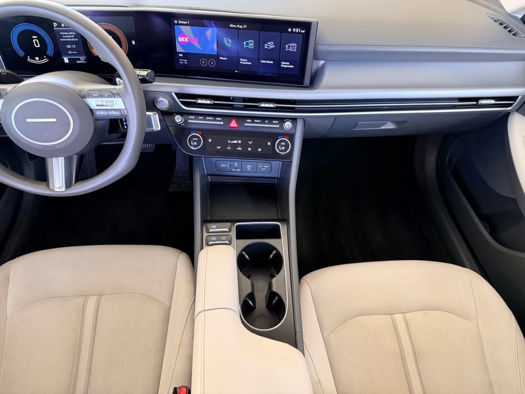 Used 2025 Hyundai Sonata SEL FWD image 17