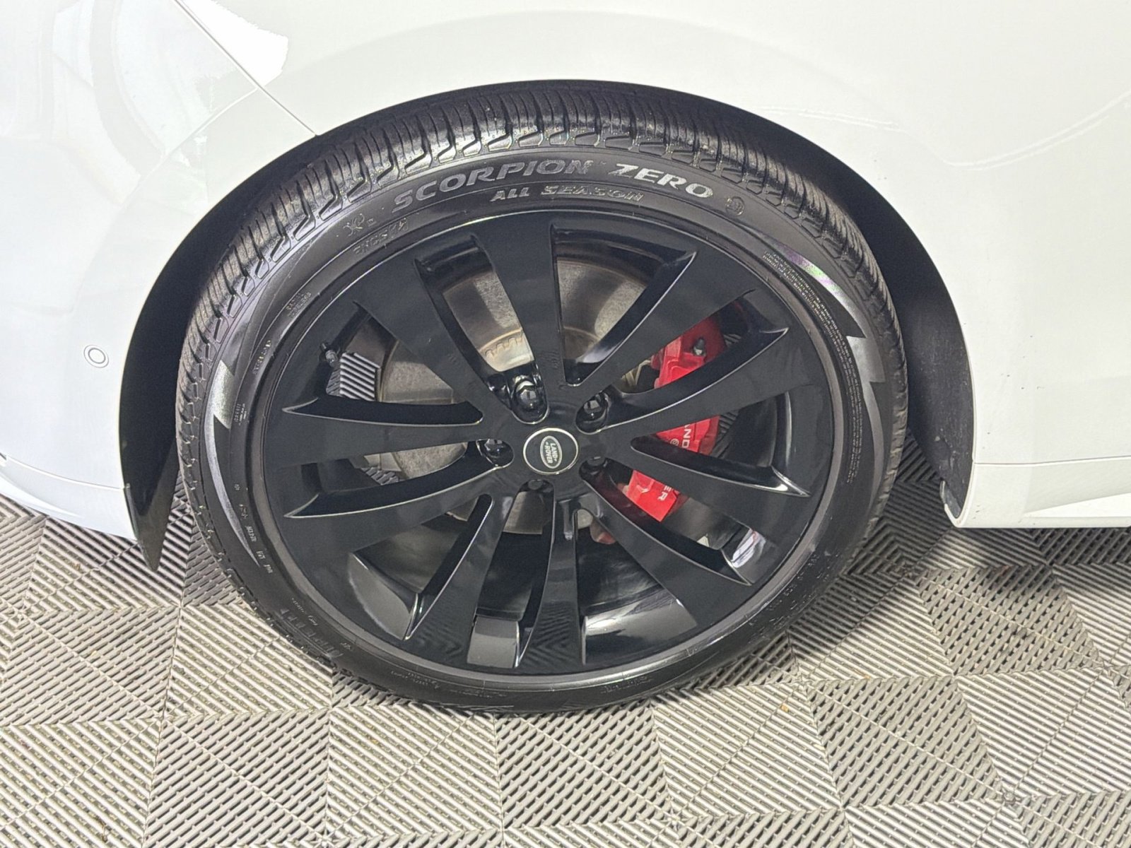 Used 2023 Land Rover Range Rover Sport SE Dynamic image 12