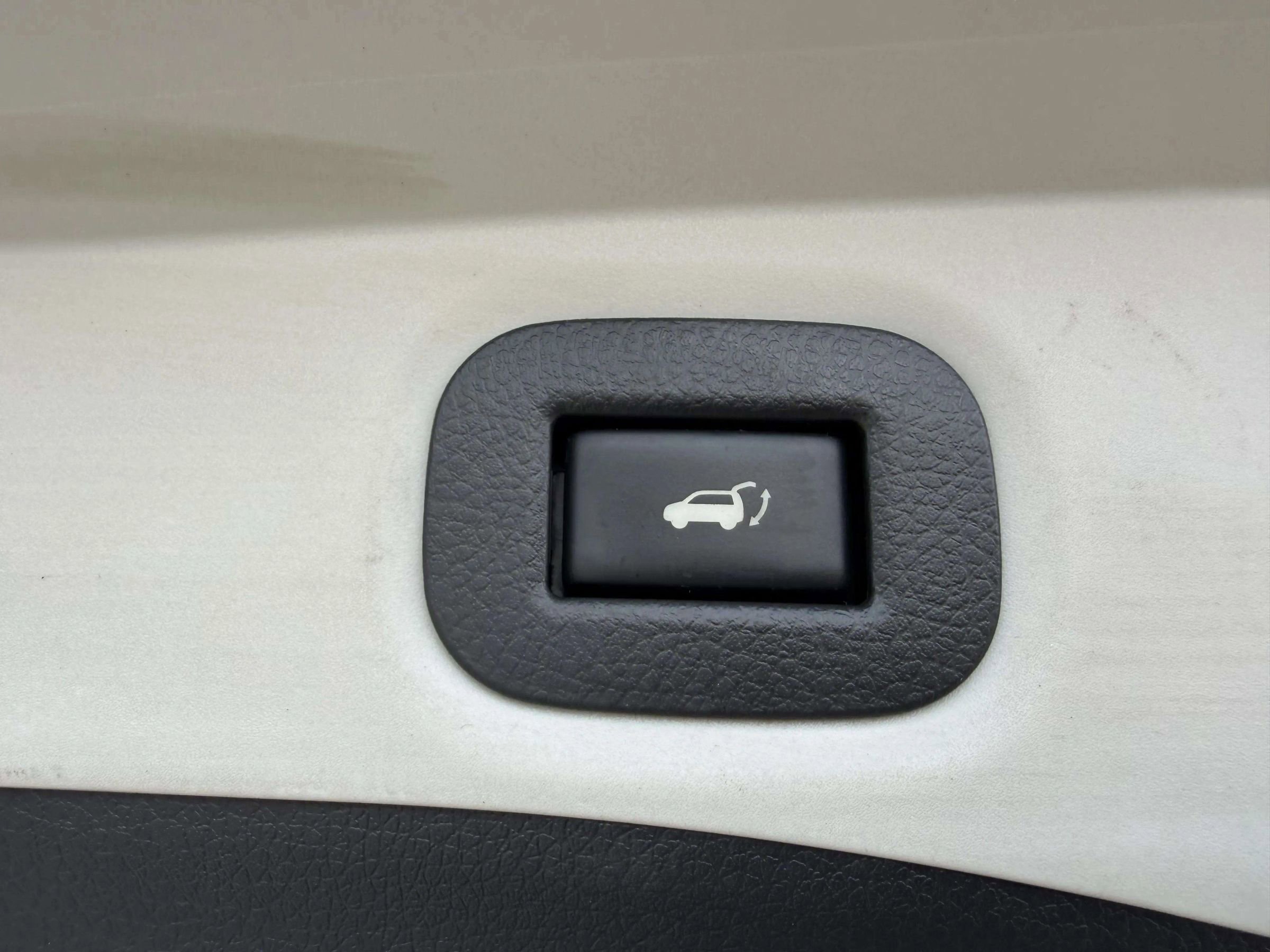 Used 2014 Nissan Rogue SL image 8