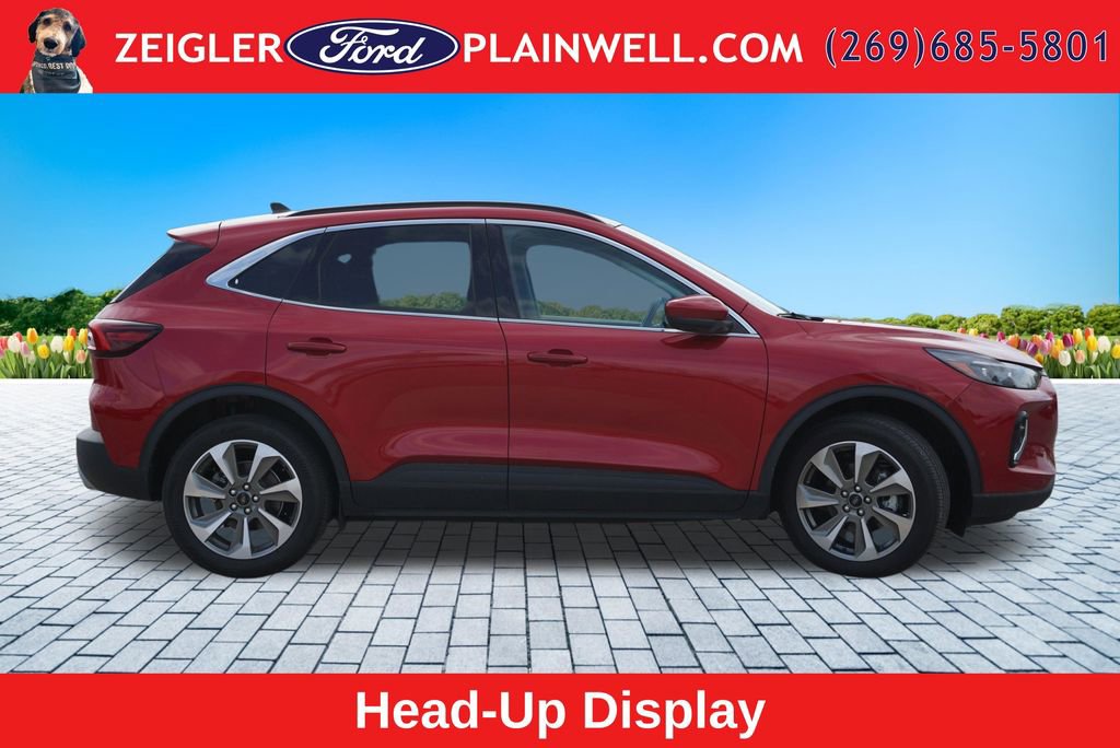 Used 2023 Ford Escape Platinum w/ Premium Technology Package AWD/4WD image 6