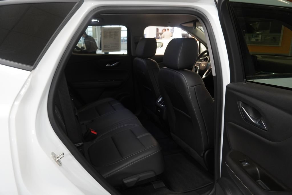 Used 2023 Chevrolet Blazer LT image 23