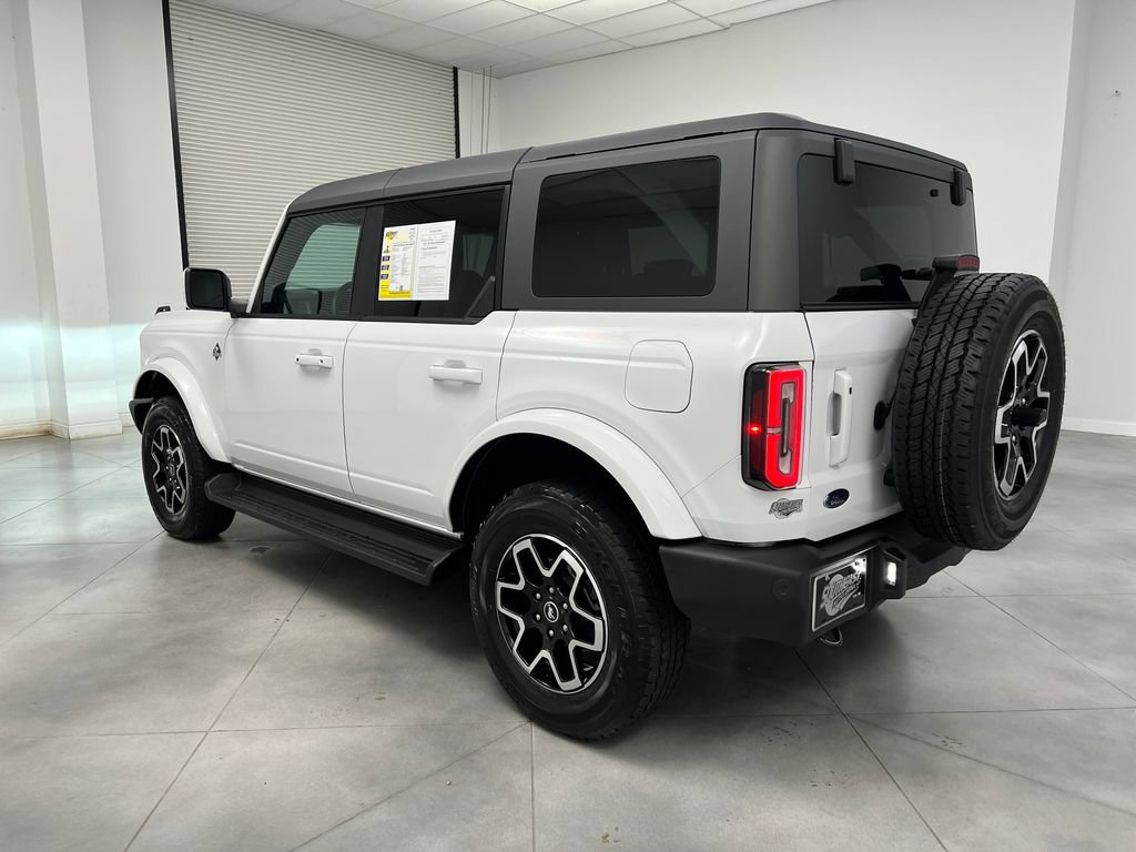 Used 2025 Ford Bronco Outer Banks AWD/4WD image 6