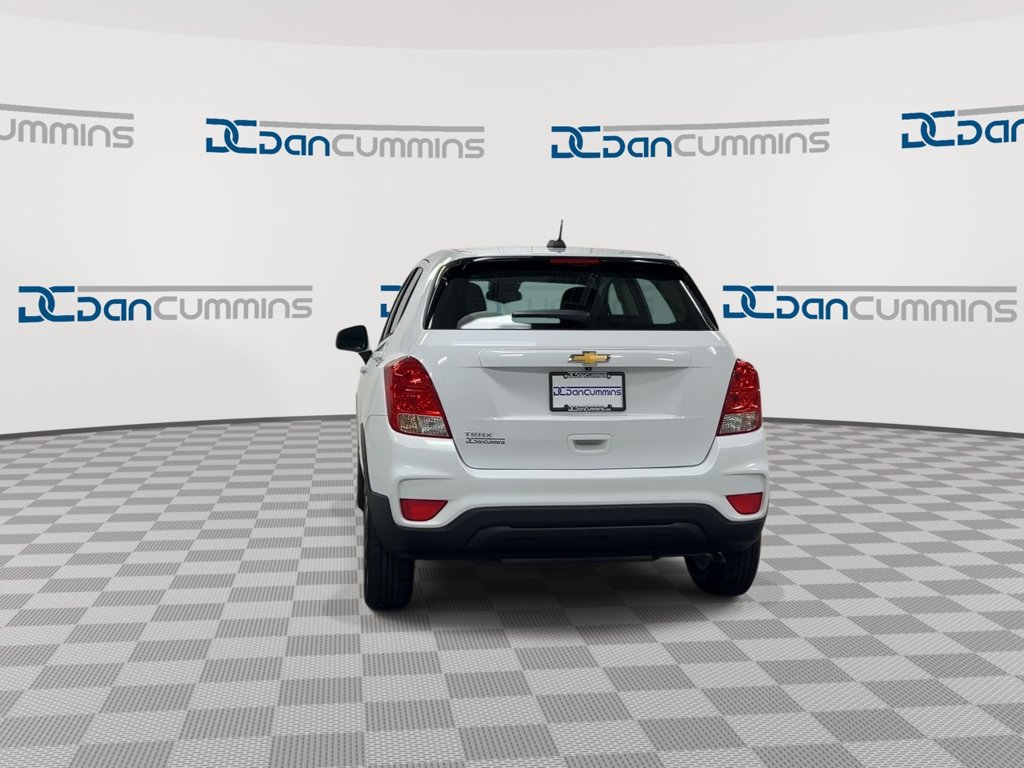 Used 2020 Chevrolet Trax LS FWD image 7