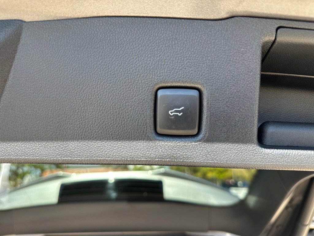 Used 2024 Ford Escape ST-Line w/ Tech Pack #1 image 23