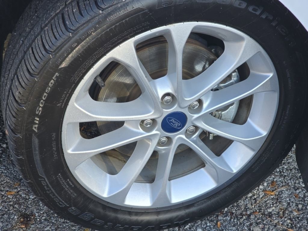 Used 2020 Ford Fusion SE image 8