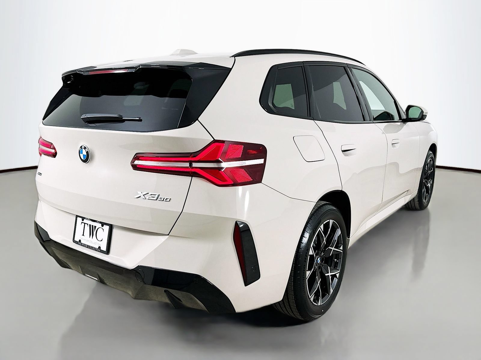 New 2026 BMW X3 xDrive30i w/ Premium Package AWD/4WD image 5