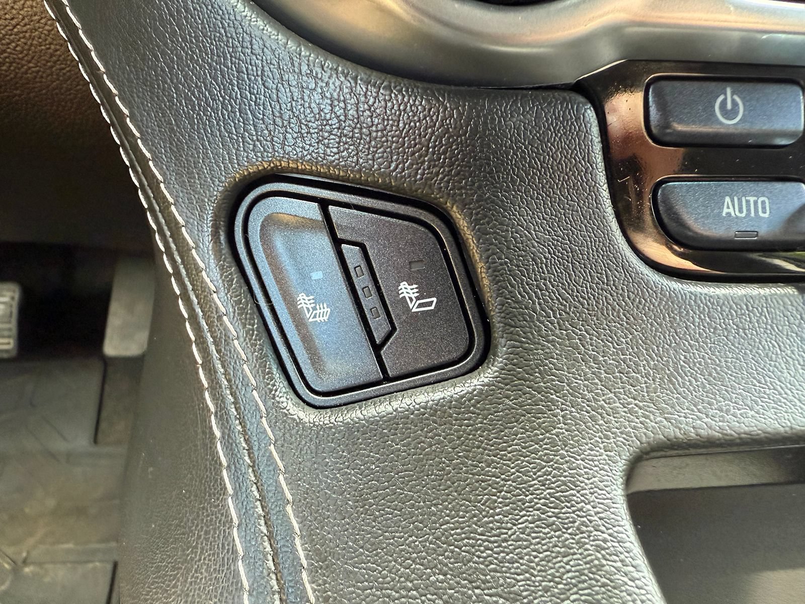 Certified 2019 Chevrolet Tahoe LT AWD/4WD image 29