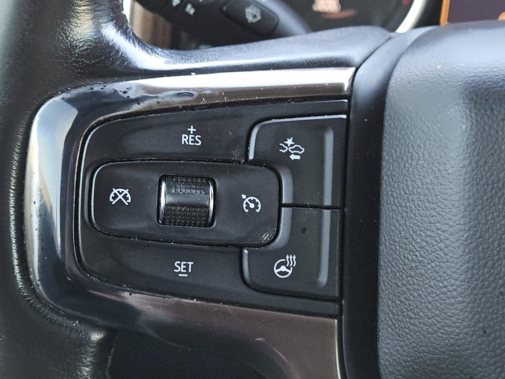 Certified 2020 Chevrolet Silverado 1500 High Country w/ Technology Package image 19