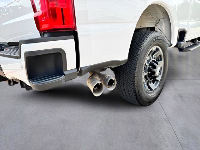 Used 2023 Ford F250 Lariat w/ Sport Appearance Package AWD/4WD image 11