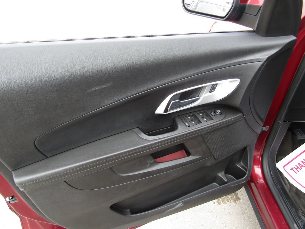 Used 2017 Chevrolet Equinox LT w/ Convenience Package image 18