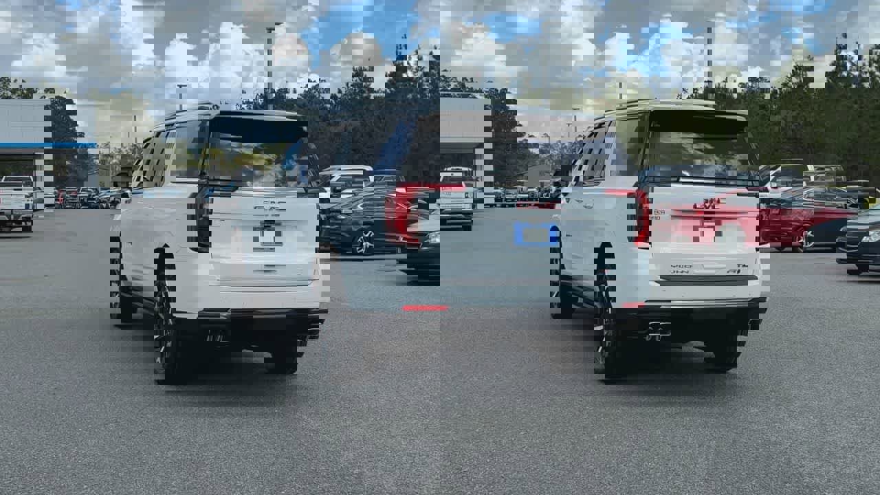 New 2026 GMC Yukon XL AT4 w/ AT4 Premium Plus Package image 7