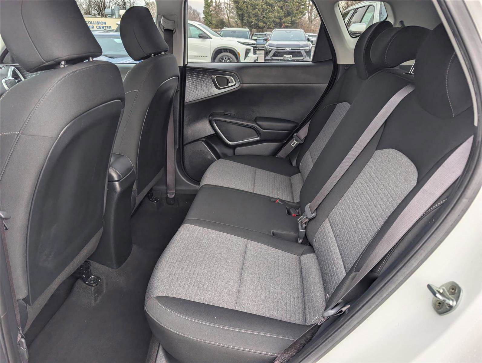 Used 2021 Kia Soul S image 15