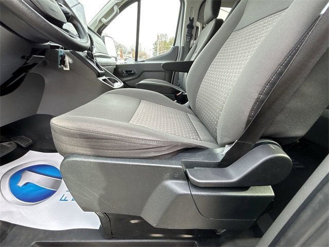 Used 2023 Ford Transit 350 XLT image 6