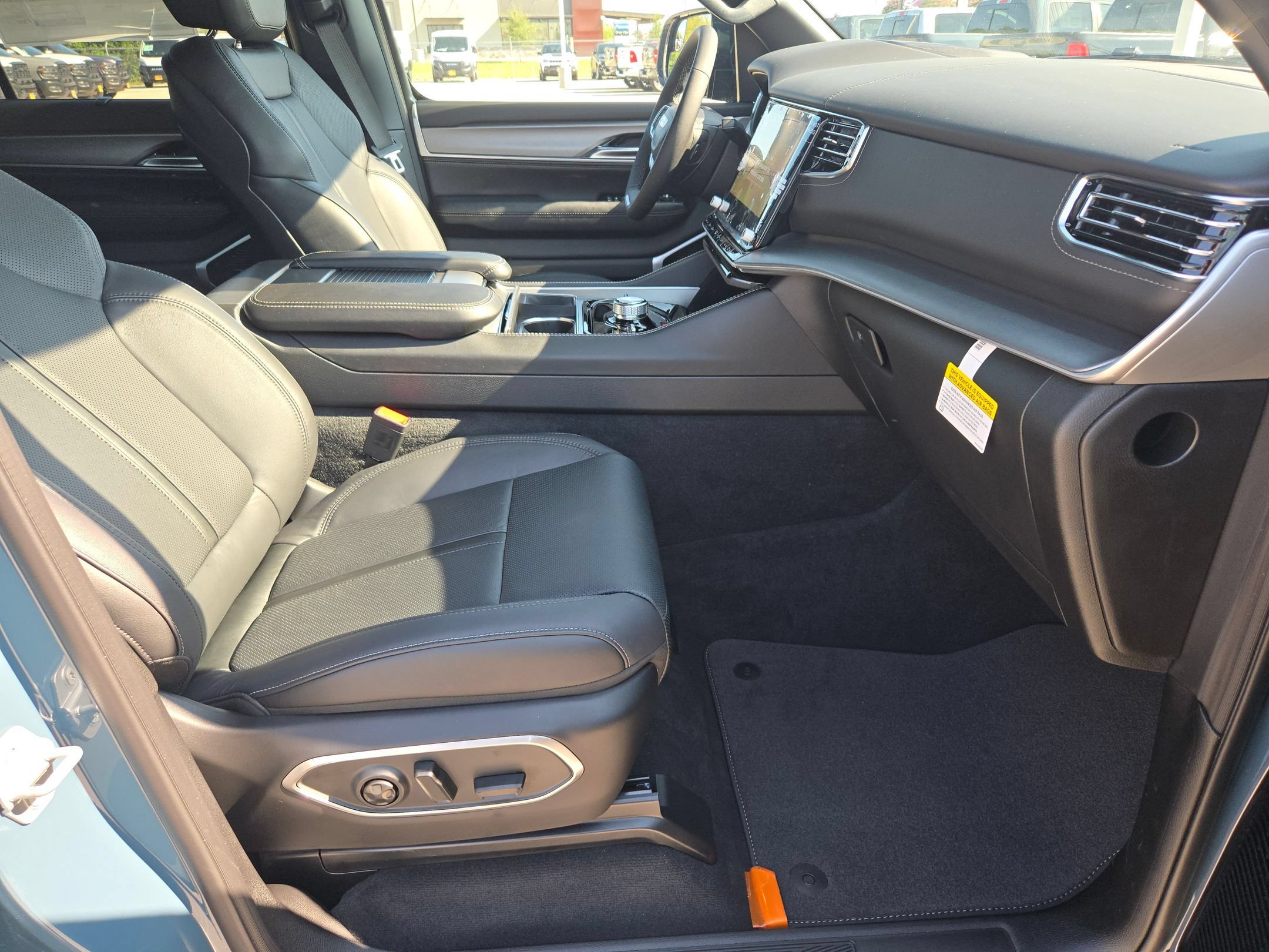 New 2026 Jeep Grand Wagoneer Limited AWD/4WD image 21