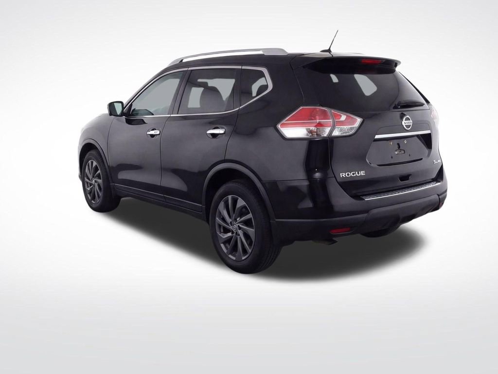Used 2016 Nissan Rogue SL w/ SL Premium Package image 4