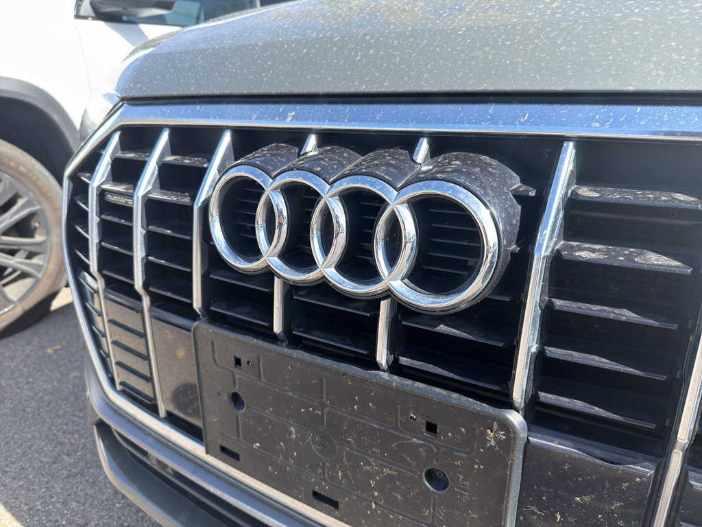 Used 2020 Audi Q3 2.0T Premium Plus w/ Premium Plus Package image 2